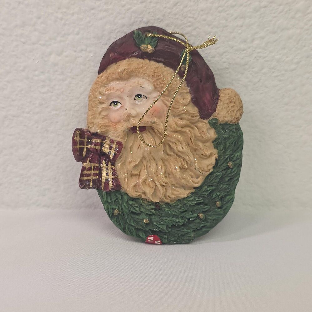 Collectible Vintage old world Santa Claus head 4 resin Christmas ornament xmas